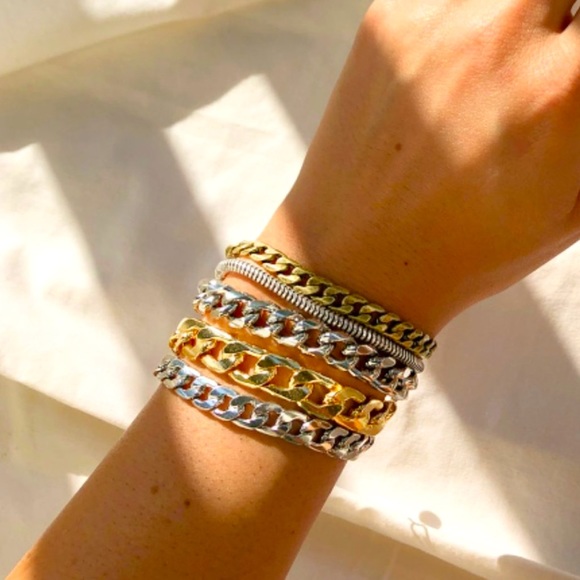 Chainlink cuff bracelet - Picture 9 of 10